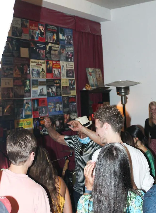 Alface Hall Hostel & Bar Lisbon 0*,