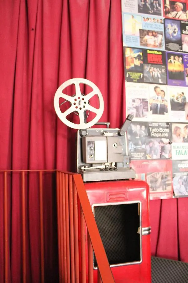 Alface Hall Hostel & Bar Lisboa 0*,  葡萄牙