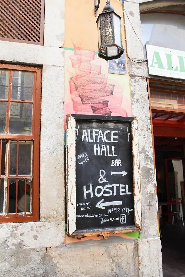 Alface Hall Hostel & Bar Lisboa